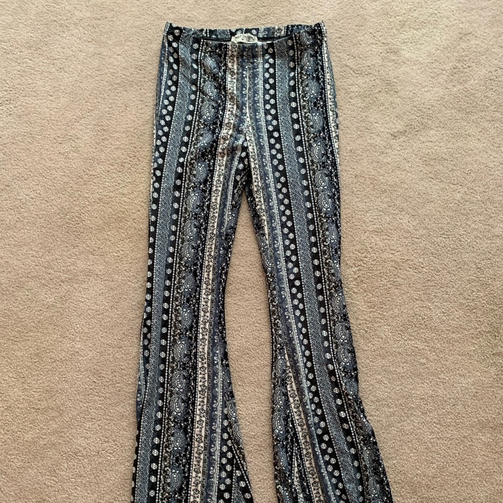 Blue floral boho pants.